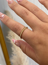 Load image into Gallery viewer, rope ring, GOLD
