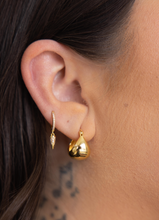 Load image into Gallery viewer, persephone earrings, gold
